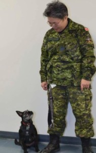 ptsd-dog-on-plane-20140113 (1)