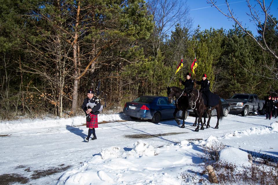 torontopolicehorsefuneral